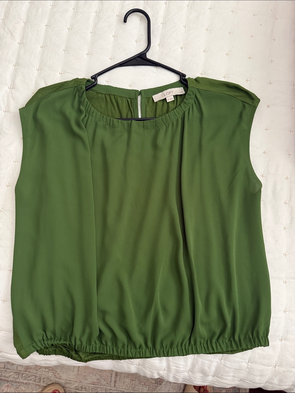 LOFT Olive Green Sleeveless Blouson Top
